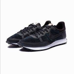 NIKE CHALLENGER OG SE.